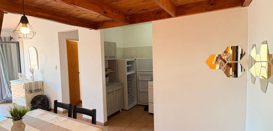 ALQUILER TEMPORARIO DEPARTAMENTO 1 DORM- CENTRO- ZONA ÓMNIBUS- CARLOS PAZ