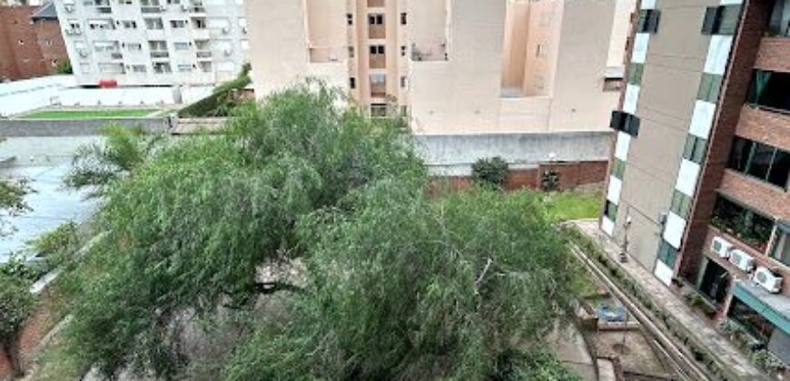 Bº Alberdi, Dpto 3 dormitorios- cochera. Ciudad de Cba