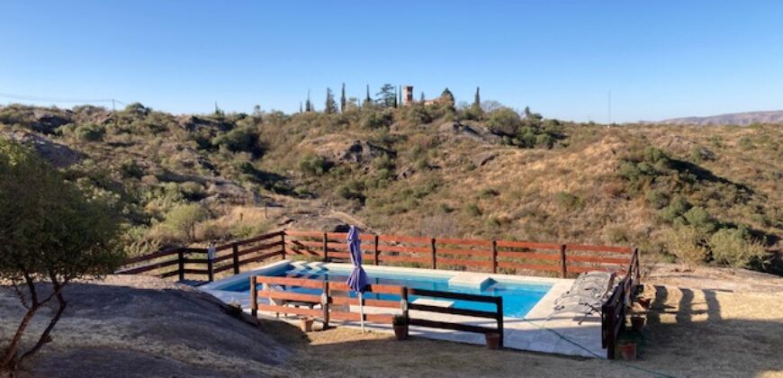 B VILLA DEL LAGO – CABAÑAS PISCINA- CARLOS PAZ EN VENTA-Vª CARLOS PAZ
