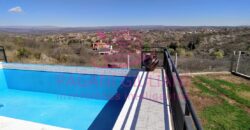 CASA DOS A TRES DORM, 2 BAÑOS PISCINA VISTA PANORÁMICA en Venta-Vª Carlos Paz