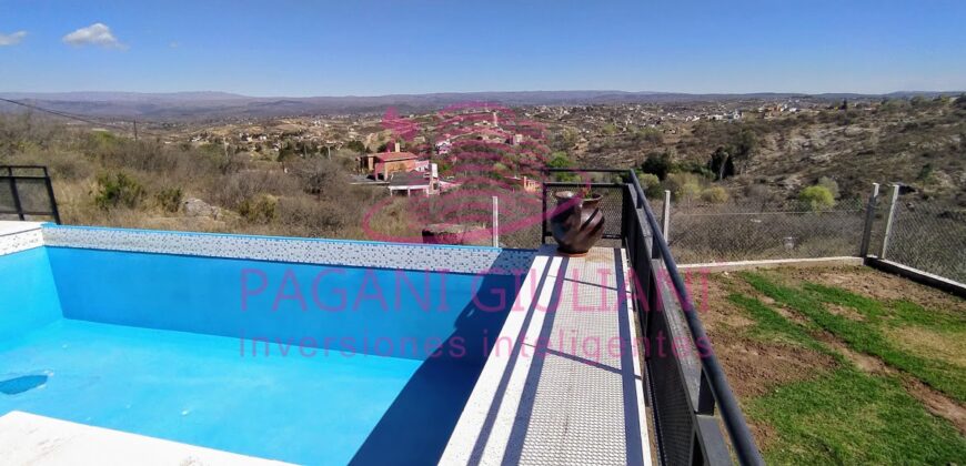 CASA DOS A TRES DORM, 2 BAÑOS PISCINA VISTA PANORÁMICA en Venta-Vª Carlos Paz