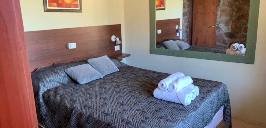 CABAÑAS AGUAS DE ROCA, PILETA-CARLOS PAZ -CÓRDOBA