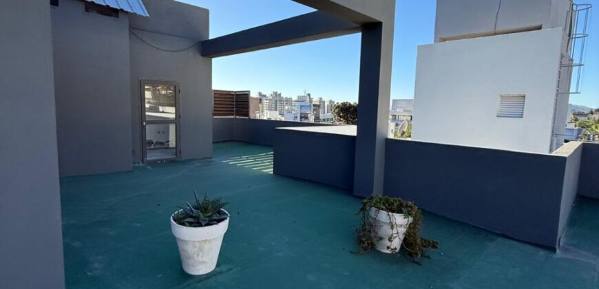 DEPARTAMENTO UN DORMITORIO -COCHERA -CENTRO CARLOS PAZ