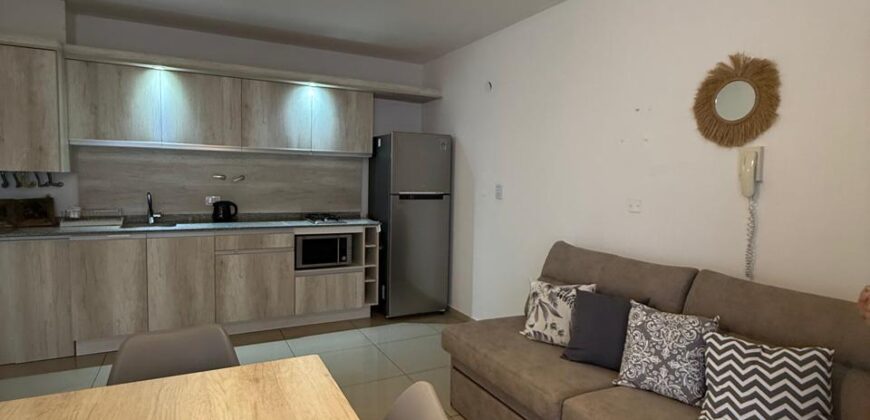 DEPARTAMENTO UN DORMITORIO -COCHERA -CENTRO CARLOS PAZ