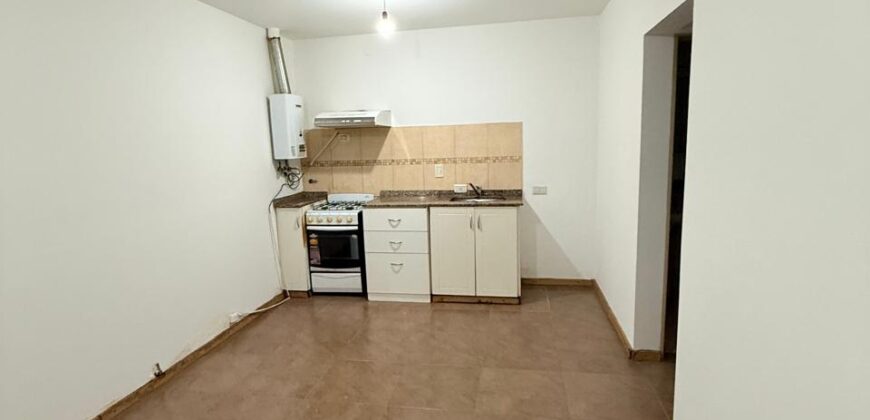 ALQUILER Centro- departamento 1 dorm cochera- pileta – Edif  BIZANTINA