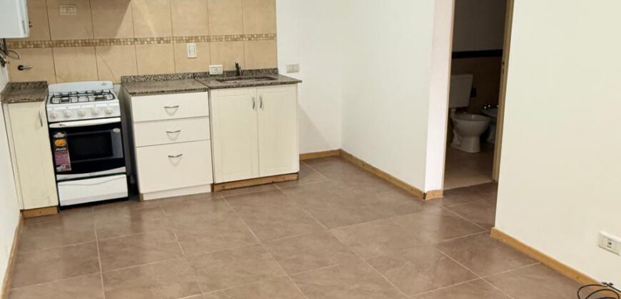 ALQUILER Centro- departamento 1 dorm cochera- pileta – Edif  BIZANTINA