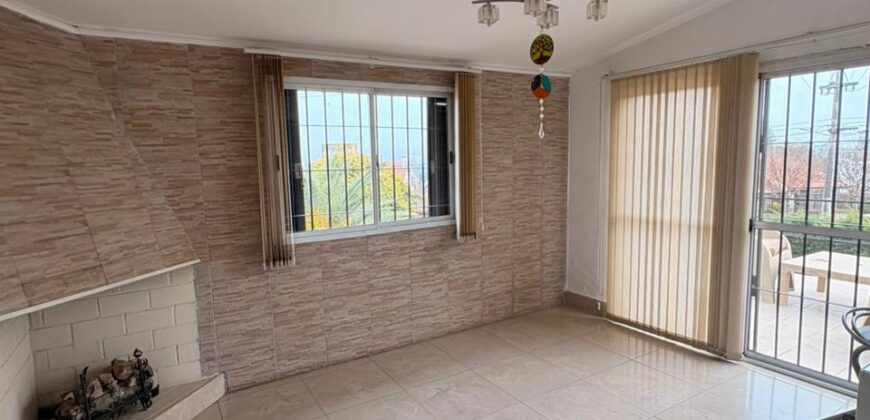 CASA DE 3 DORM, EN ALQUILER ANUAL B. CENTRO, VILLA CARLOS PAZ