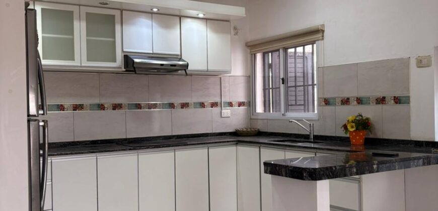 CASA DE 3 DORM, EN ALQUILER ANUAL B. CENTRO, VILLA CARLOS PAZ