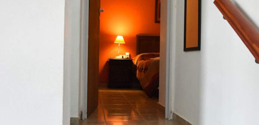 COMPLEJO CINCO CABAÑAS + CASA + DEPARTAMENTO SIERRAS DE CÓRDOBA en Venta-Vª Sta Cruz del Lago