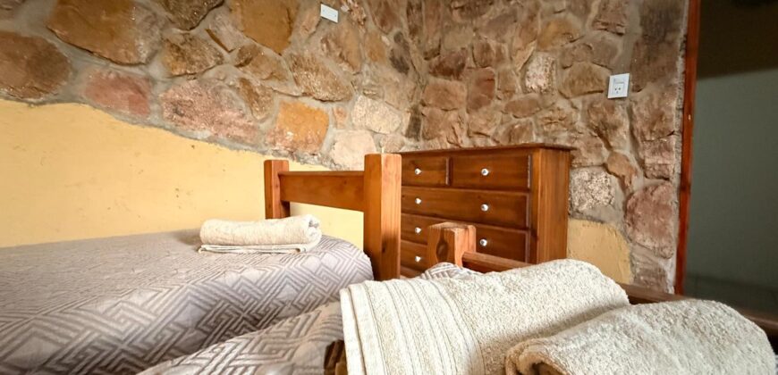 CABAÑAS AGUAS DE ROCA, PILETA-CARLOS PAZ -CÓRDOBA