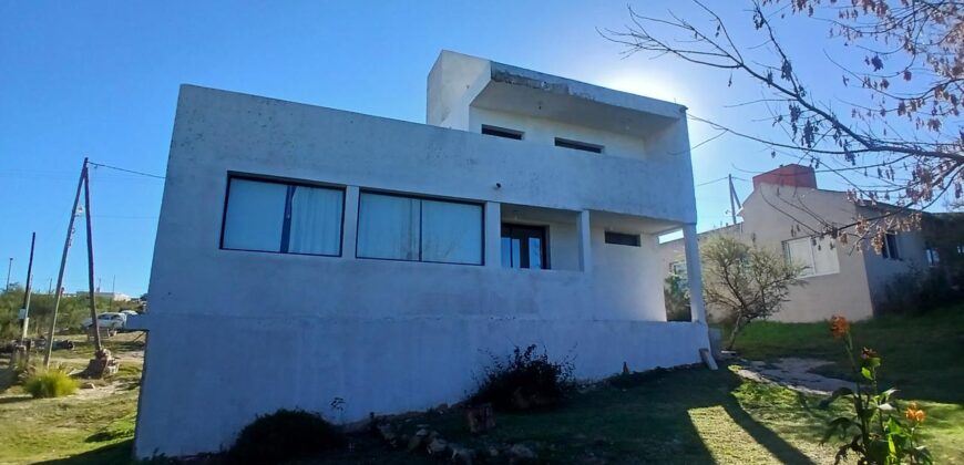 Casa en Estancia Vieja cerca del monumento en Venta