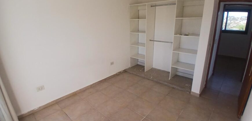 Casa en Estancia Vieja cerca del monumento en Venta