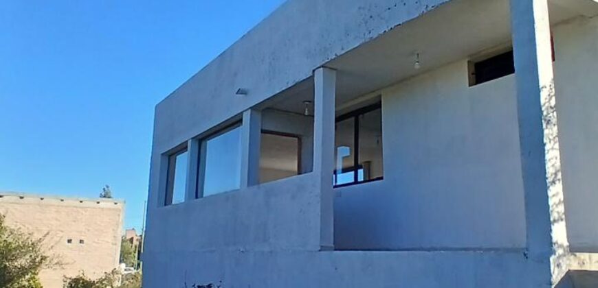 Casa en Estancia Vieja cerca del monumento en Venta