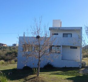 Casa en Estancia Vieja cerca del monumento en Venta