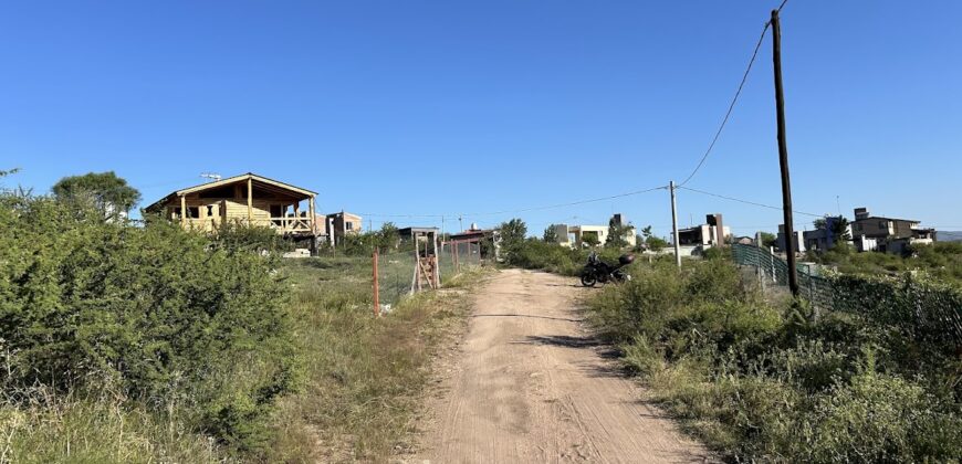 TERRENO EN ESTANCIA VIEJA, CERCA AL MONUMENTO INDIO BAMBA. CARLOS PAZ-CÓRDOBA