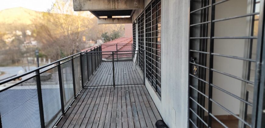 Departamento en VENTA 1 dorm Carlos Paz frente al Rio San Antonio en Venta-Vª Carlos Paz