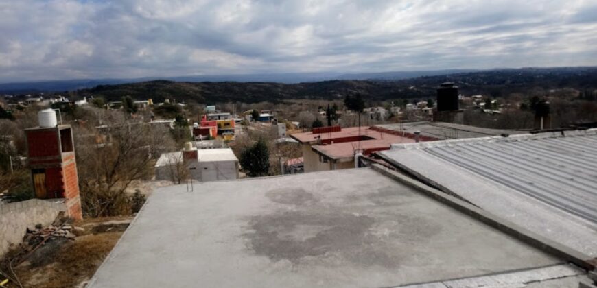 DPTO 2D Y CASA A TERMINAR en Venta-Vª Carlos Paz