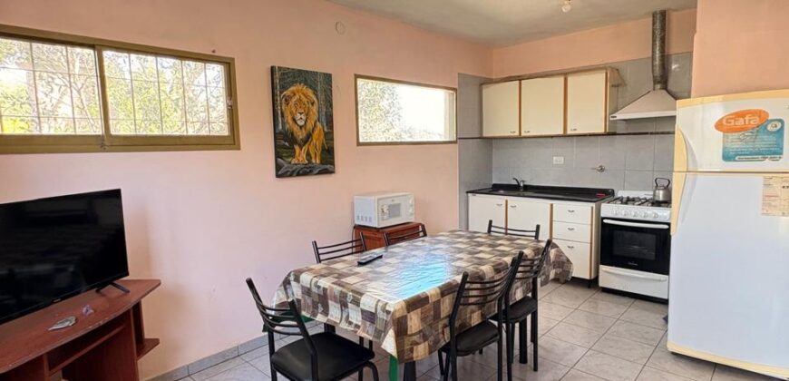 Alquiler Casa dos dormitorios- patio- Carlos Paz Sierras