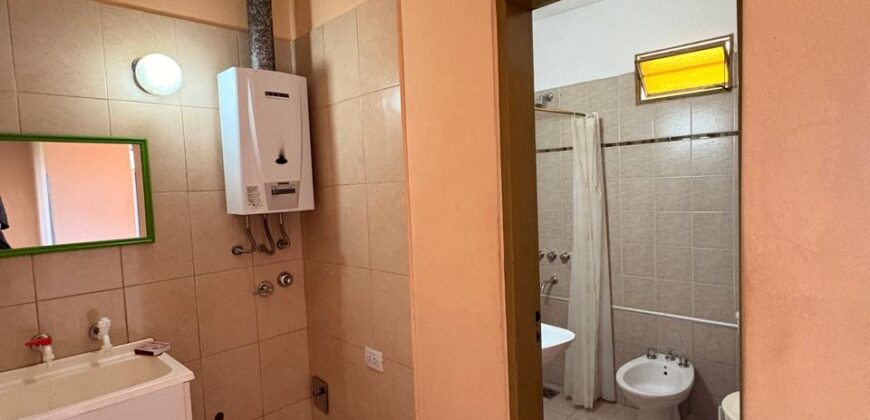 Alquiler Casa dos dormitorios- patio- Carlos Paz Sierras