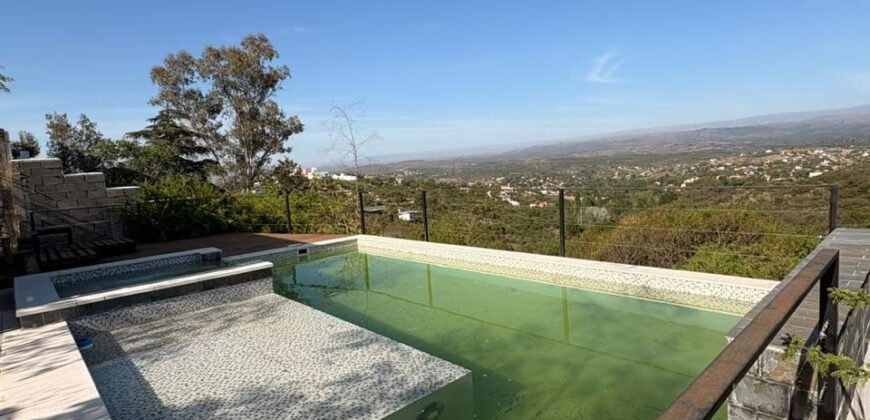 Casa 3 Dormitorios Pileta Quincho a una cuadra ruta 38-B° Villa Del Lago, Carlos Paz. Córdoba