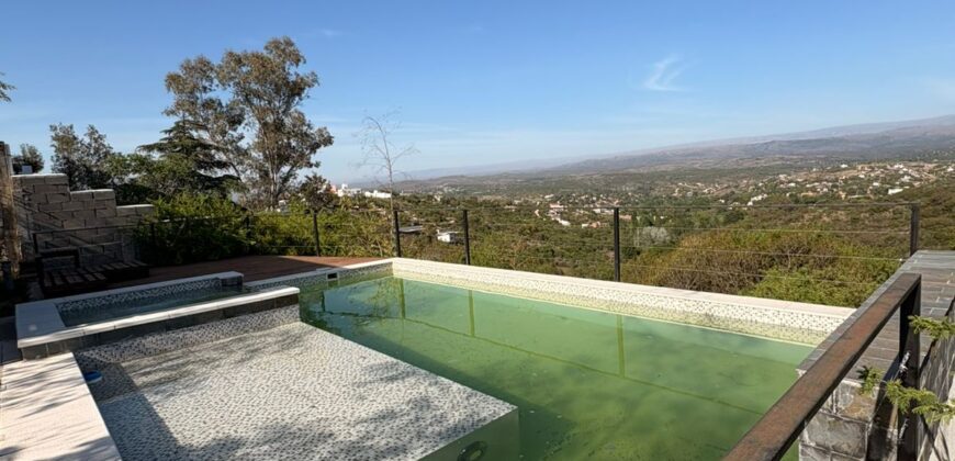 Casa 3 Dormitorios Pileta Quincho- B° Villa Del Lago, Carlos Paz. Córdoba en Venta-Vª Carlos Paz
