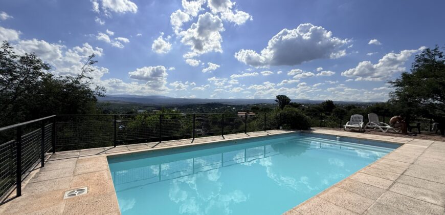 CABAÑAS EN VENTA CARLOS PAZ -Villa Ernestina cerca del arroyo Los Chorrillos-vista panorámica
