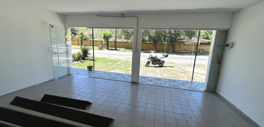 LOCAL SOBRE RUTA 14 – Mayu Sumaj – CÓRDOBA en ALQUILER ANUAL
