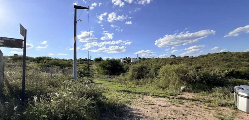 CASA A TERMINAR- B° VALLE DEL SOL- Sta CRUZ DEL LAGO- CÓRDOBA