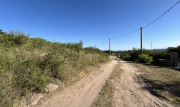 TERRENO EN ESTANCIA VIEJA, CERCA AL MONUMENTO INDIO BAMBA. CARLOS PAZ-CÓRDOBA