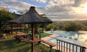 COMPLEJO CINCO CABAÑAS + CASA + DEPARTAMENTO SIERRAS DE CÓRDOBA en Venta-Vª Sta Cruz del Lago