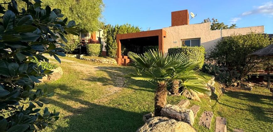 COMPLEJO CINCO CABAÑAS + CASA + DEPARTAMENTO SIERRAS DE CÓRDOBA en Venta-Vª Sta Cruz del Lago
