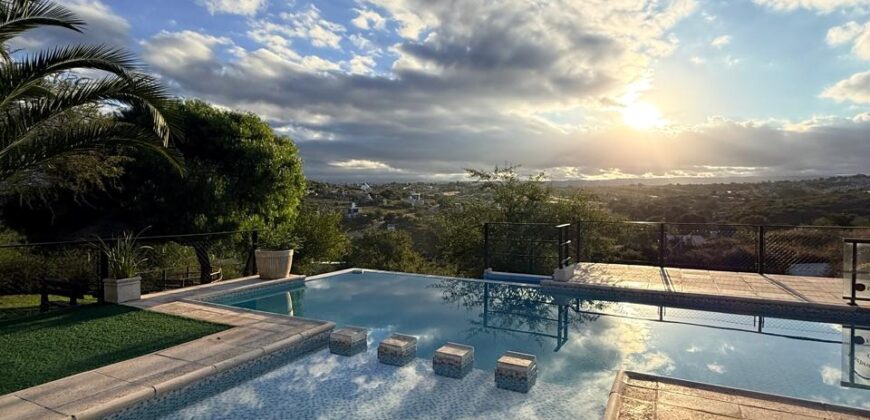 COMPLEJO CINCO CABAÑAS + CASA + DEPARTAMENTO SIERRAS DE CÓRDOBA en Venta-Vª Sta Cruz del Lago
