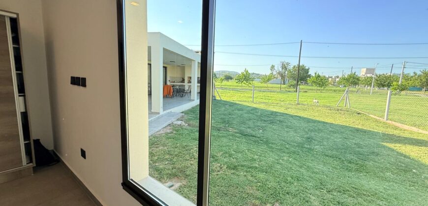 TEJAS 4 CASA EN VENTA 3 DORM
