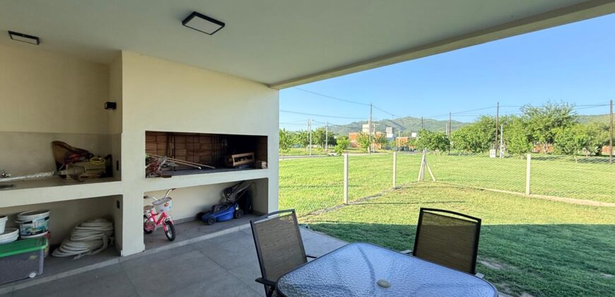TEJAS 4 CASA EN VENTA 3 DORM