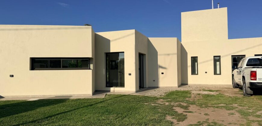 TEJAS 4 CASA EN VENTA 3 DORM