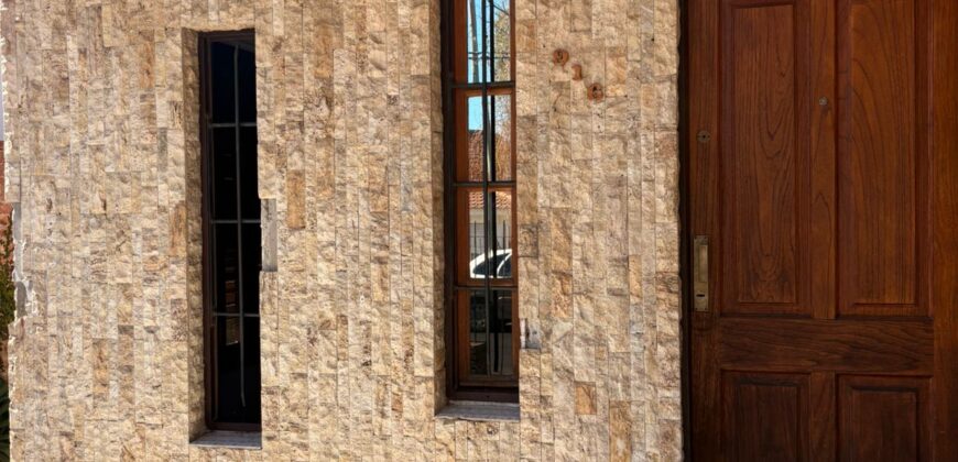 B° Miguel Muñoz CASA VENTA DOS DORM+ Dpto+ monoambiente