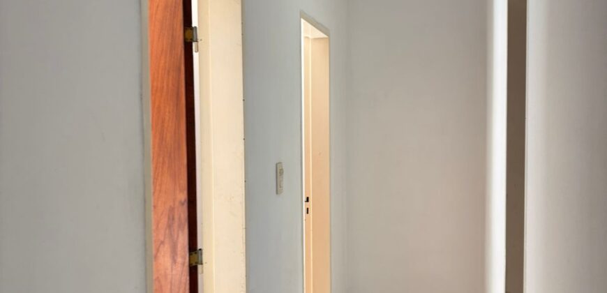 B° Miguel Muñoz CASA VENTA DOS DORM+ Dpto+ monoambiente