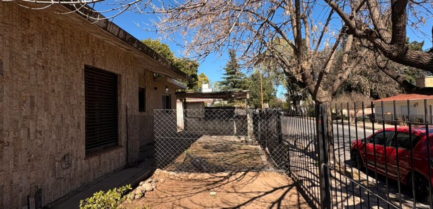 B° Miguel Muñoz CASA VENTA DOS DORM+ Dpto+ monoambiente