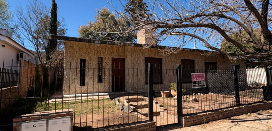 B° Miguel Muñoz CASA VENTA DOS DORM+ Dpto+ monoambiente