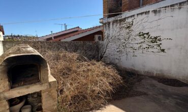 Departamento un dorm- patio- a refaccionar Carlos Paz