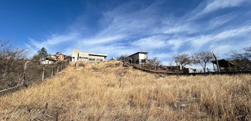 VENTA CASA A TERMINAR EN ESTANCIA VIEJA