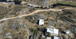 CASA DOS DORMITORIOS A TERMINAR ESTANCIA VIEJA FRENTE AL RÍO LOS CHORRILLOS