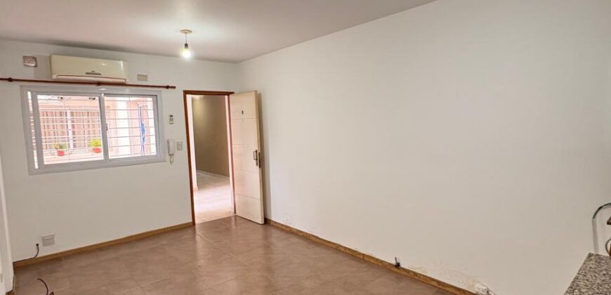 ALQUILER Centro- departamento 1 dorm cochera- pileta – Edif  BIZANTINA