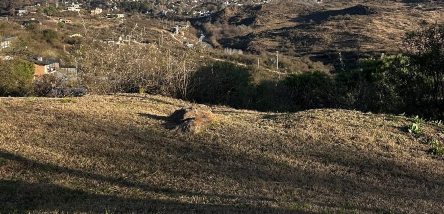 TERRENO CON VISTA PANORÁMOICA Bª- Vª DEL LAGO EN VENTA – Vª CARLOS PAZ