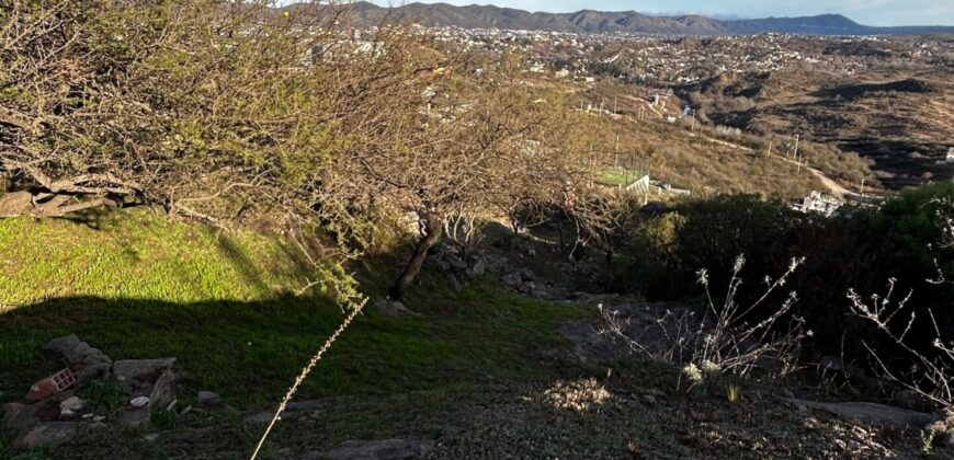 TERRENO CON VISTA PANORÁMOICA Bª- Vª DEL LAGO EN VENTA – Vª CARLOS PAZ