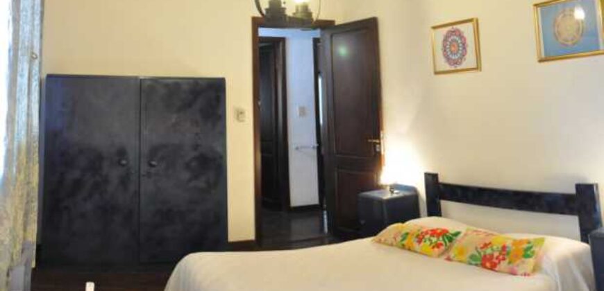 Casona – hostería- hostel- Piscina.  Sierras de Córdoba. Valle Hermoso