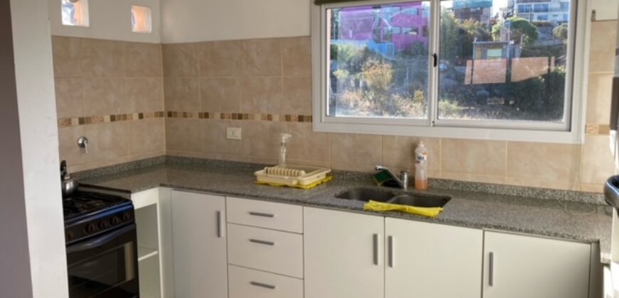 B VILLA DEL LAGO – CABAÑAS PISCINA- CARLOS PAZ EN VENTA-Vª CARLOS PAZ