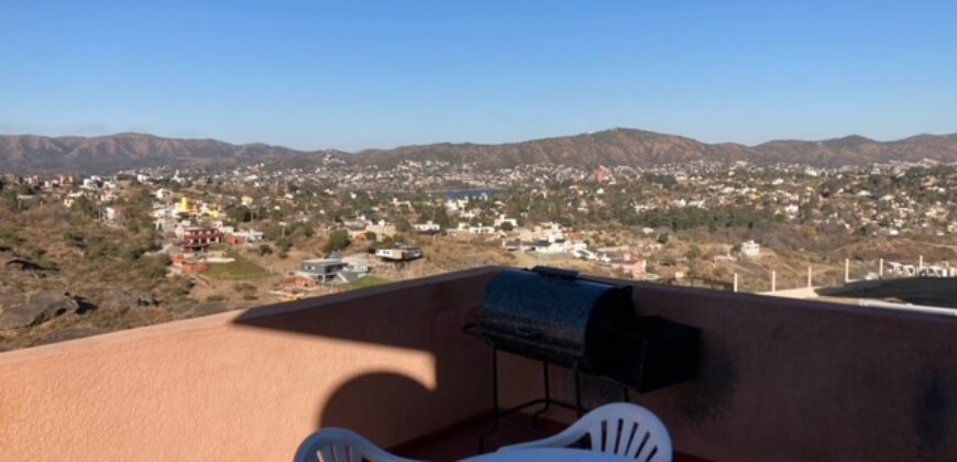B VILLA DEL LAGO – CABAÑAS PISCINA- CARLOS PAZ EN VENTA-Vª CARLOS PAZ